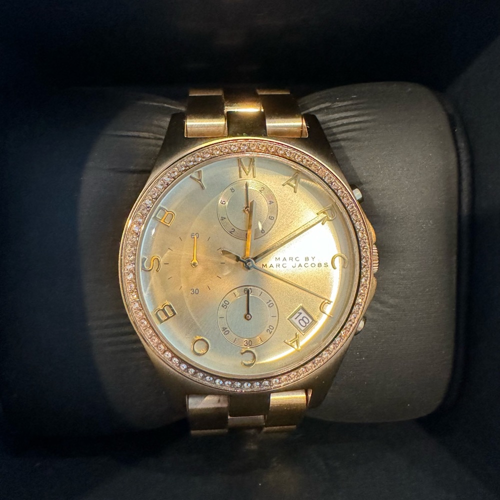 Marc Jacobs Gold watch for women